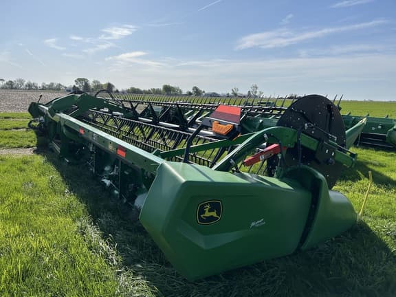 Image of John Deere RDF40 equipment image 2