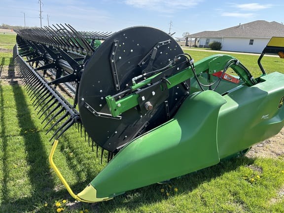 2025 John Deere RDF40 Equipment Image0