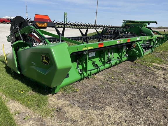Image of John Deere RDF40 equipment image 1
