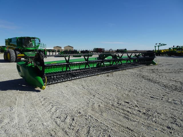 Image of John Deere RDF40 equipment image 1