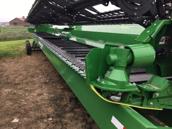 2025 John Deere RDF40 Equipment Image0