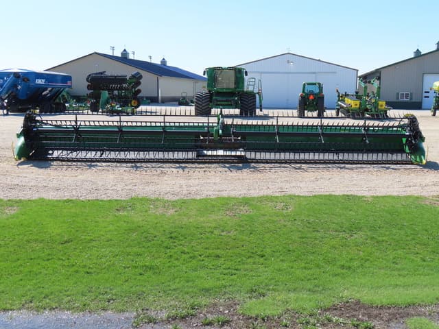 Image of John Deere RDF40 equipment image 3