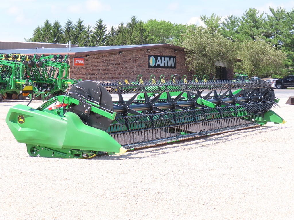 2025 John Deere RDF40 Equipment Image0