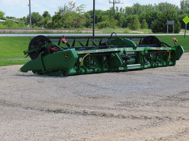 Image of John Deere RDF40 equipment image 4