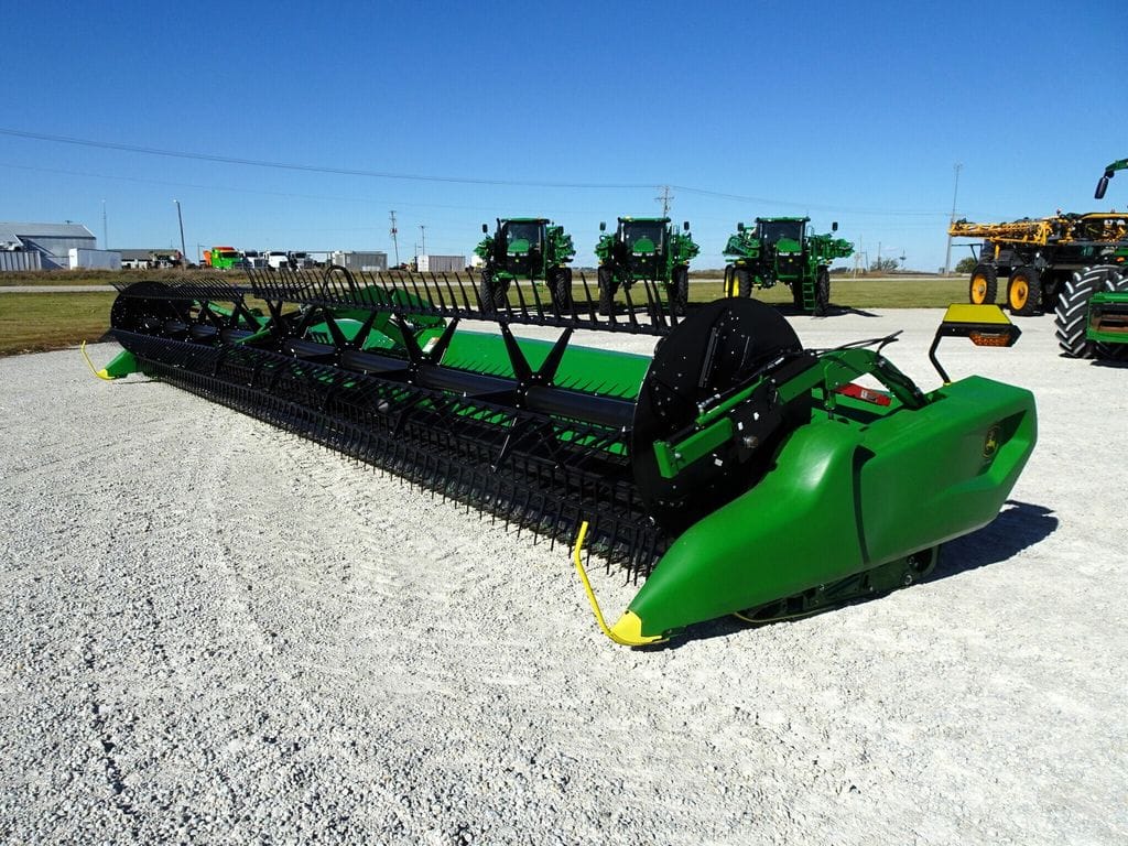 2025 John Deere RDF40 Equipment Image0