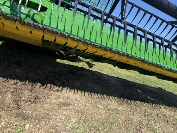 Image of John Deere RDF40 equipment image 4