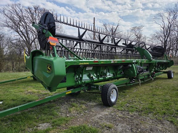 Image of John Deere RD40F equipment image 1