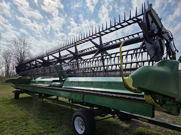 2025 John Deere RD40F Equipment Image0