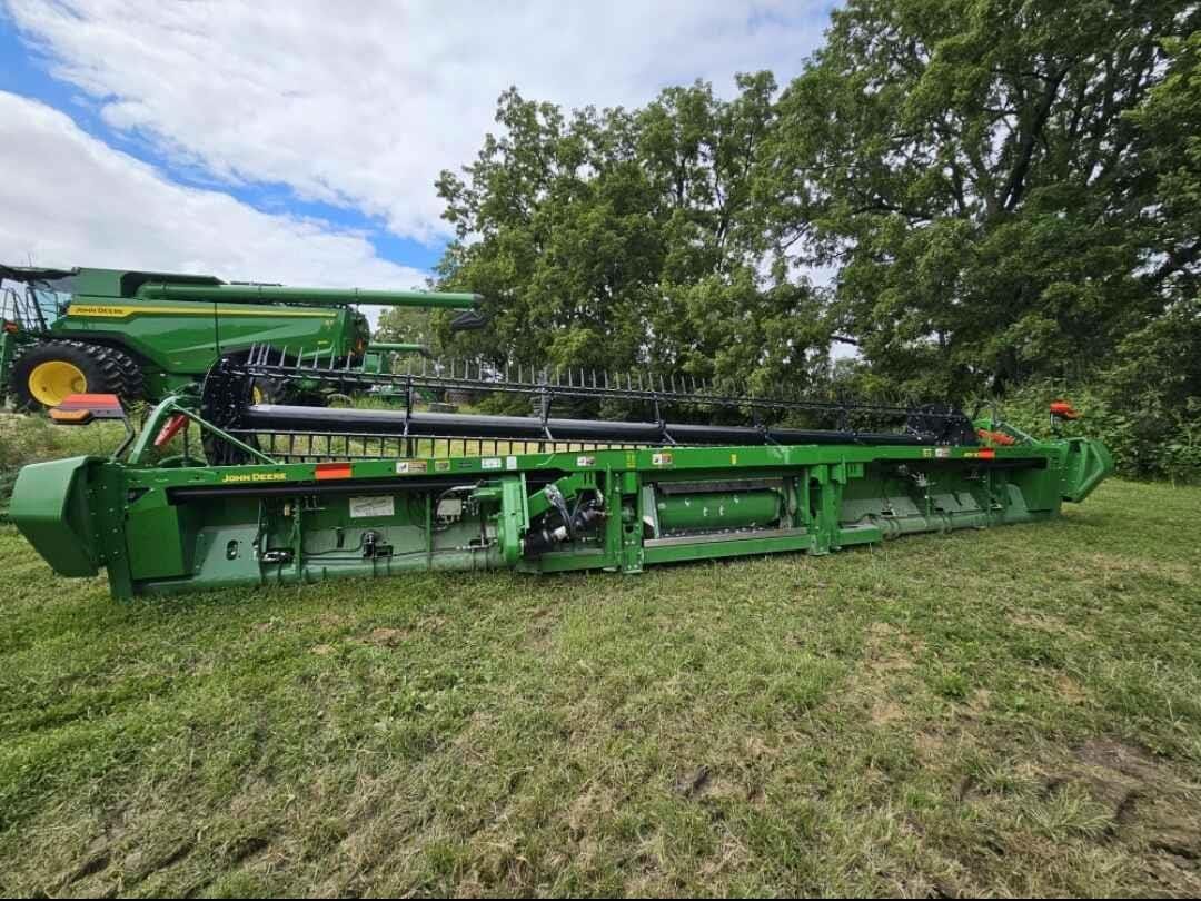 2025 John Deere RDF30 Equipment Image0