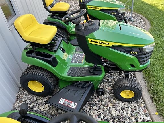 Image of John Deere S100 Image 0