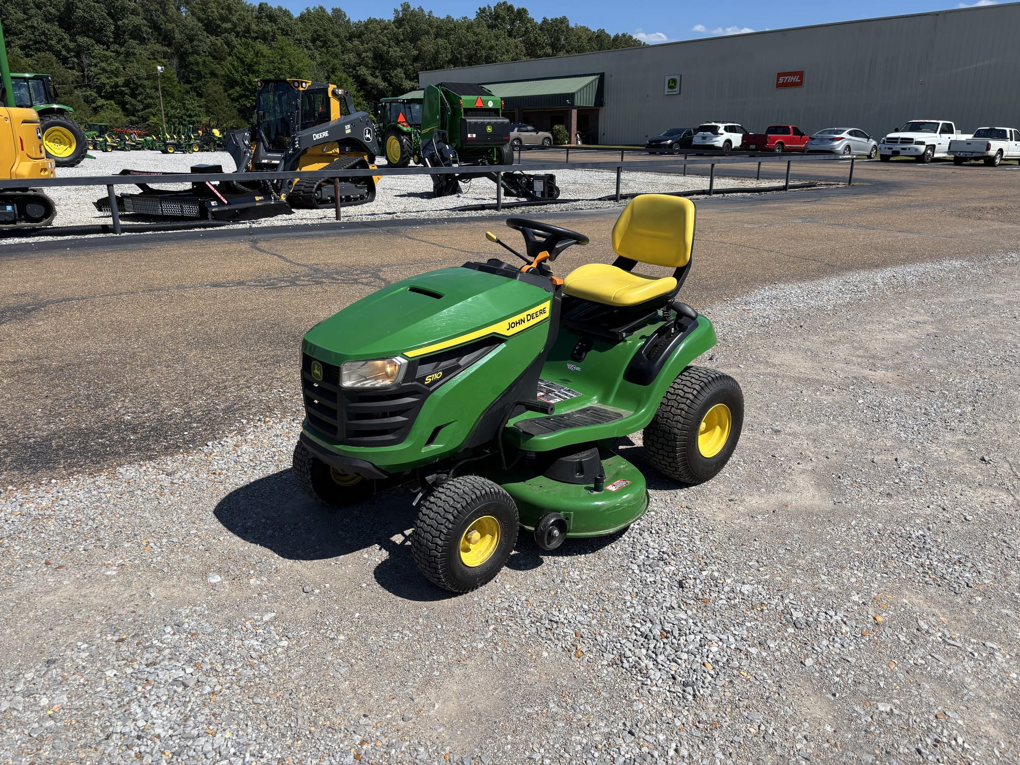 2025 John Deere S110 Equipment Image0