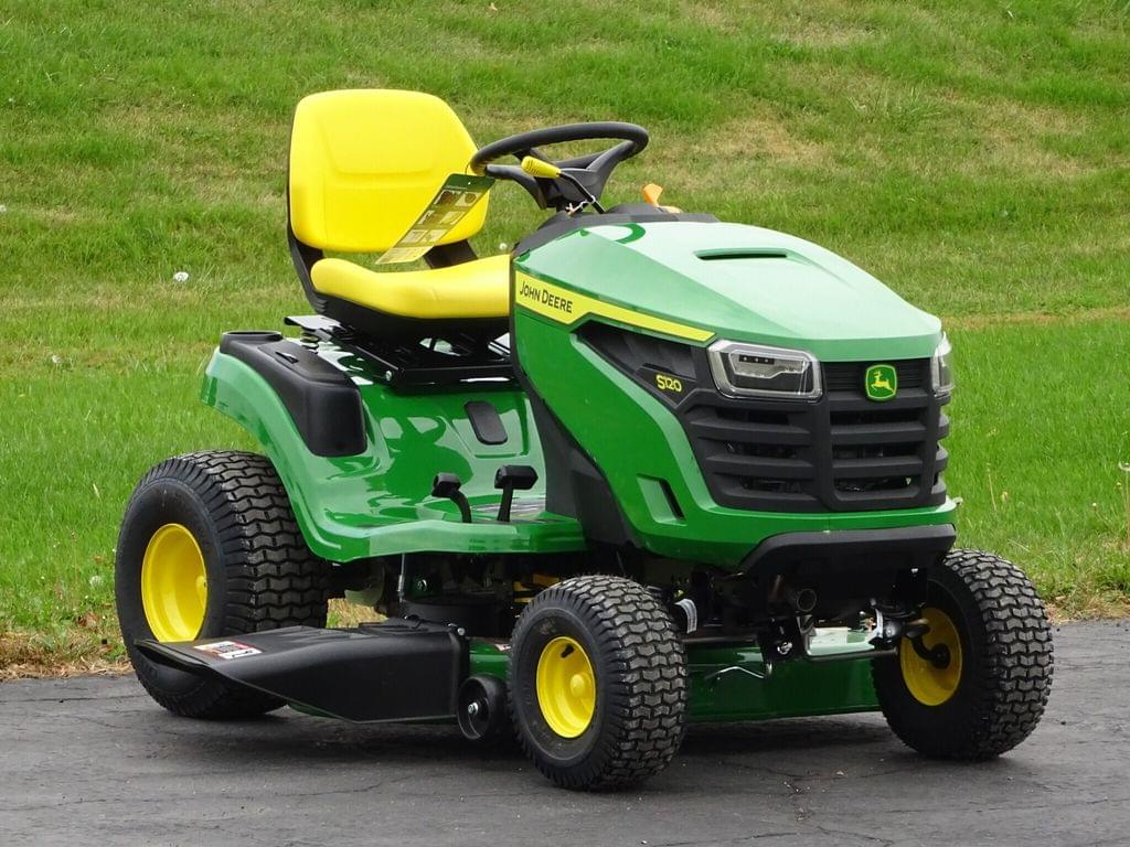 Image of John Deere S120 Primary image