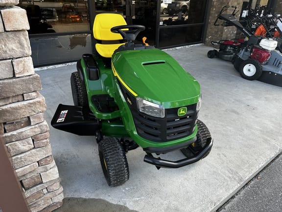 2025 John Deere S130 Equipment Image0