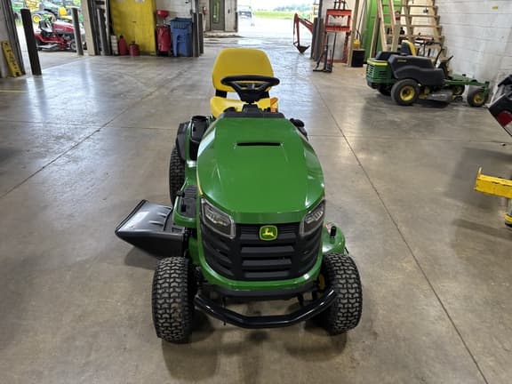 Image of John Deere S130 equipment image 2