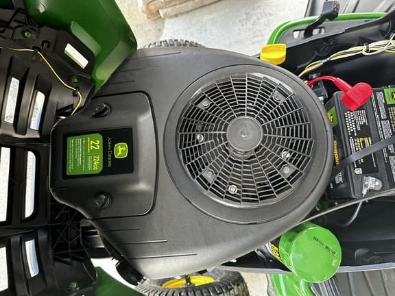 Image of John Deere S130 equipment image 3