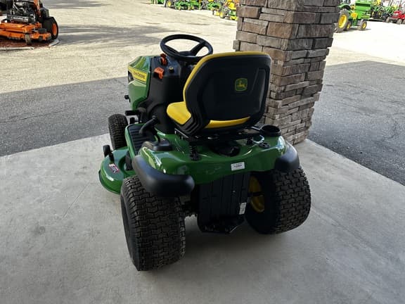 Image of John Deere S130 equipment image 2