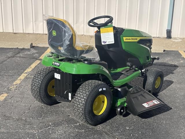 Image of John Deere S140 equipment image 4