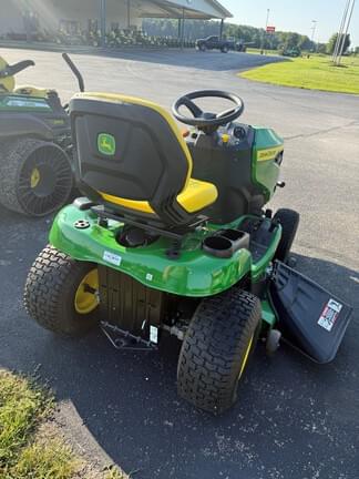 Image of John Deere S140 equipment image 3