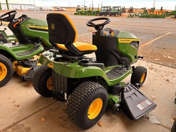 Image of John Deere S140 equipment image 2