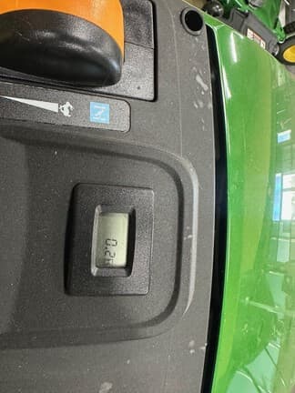 Image of John Deere S140 equipment image 4