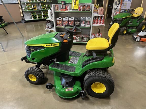 Image of John Deere S140 equipment image 2