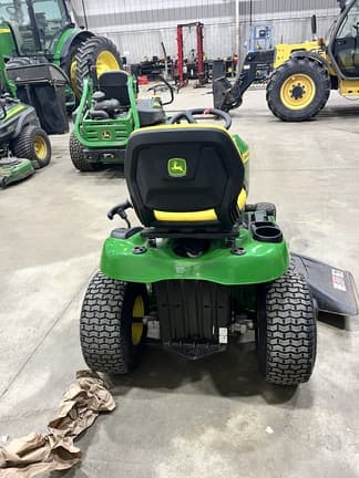 Image of John Deere S140 equipment image 3