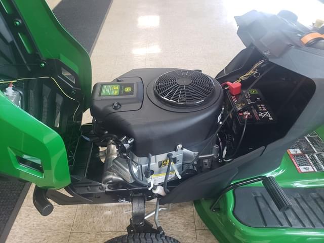 Image of John Deere S140 equipment image 4