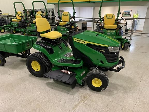 Image of John Deere S220 equipment image 1