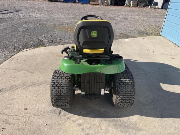 Image of John Deere S220 equipment image 4