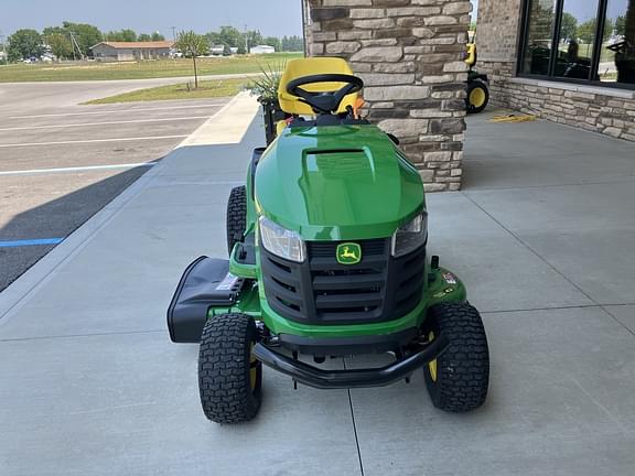 Image of John Deere S220 equipment image 1