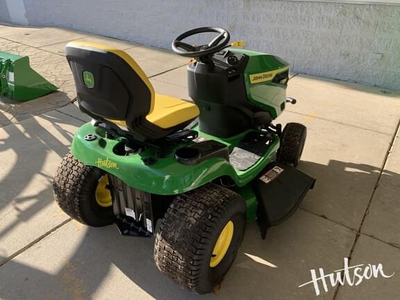 Image of John Deere S220 equipment image 4