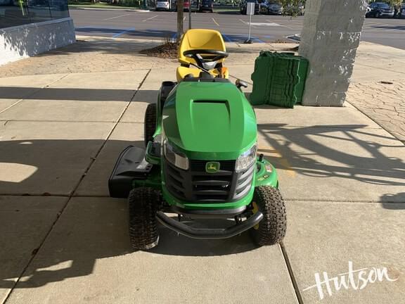 Image of John Deere S220 equipment image 2