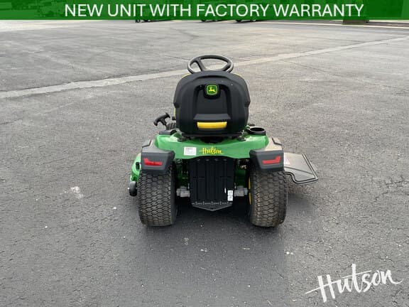 Image of John Deere S240 equipment image 4