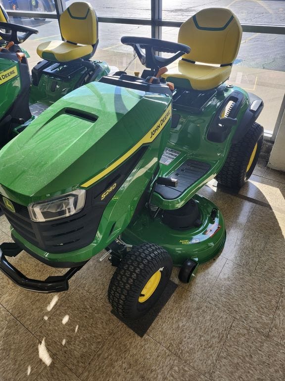 Main image John Deere S240