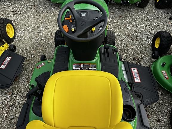 Image of John Deere S240 equipment image 4