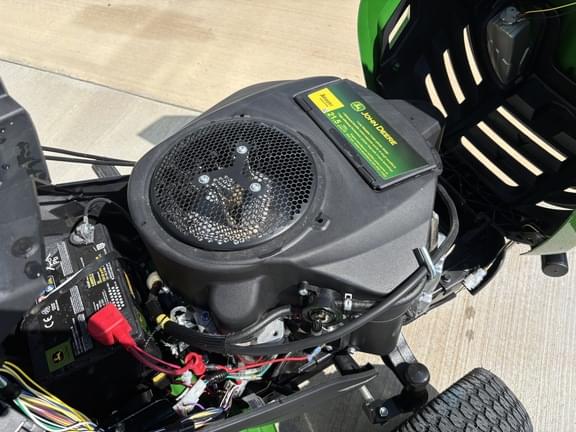 Image of John Deere S240 equipment image 4