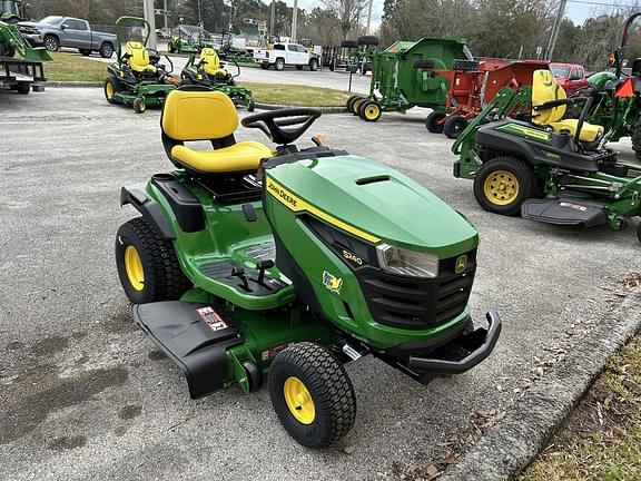 Image of John Deere S240 equipment image 2