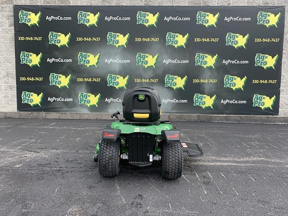 Image of John Deere S240 equipment image 3
