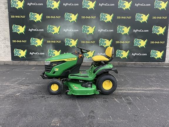 Image of John Deere S240 equipment image 1