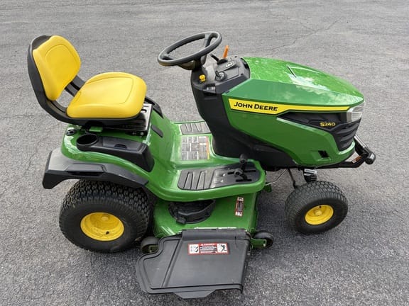 2025 John Deere S240 Equipment Image0