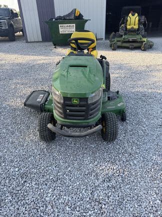 Image of John Deere S240 equipment image 1
