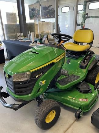 Image of John Deere S240 Image 0