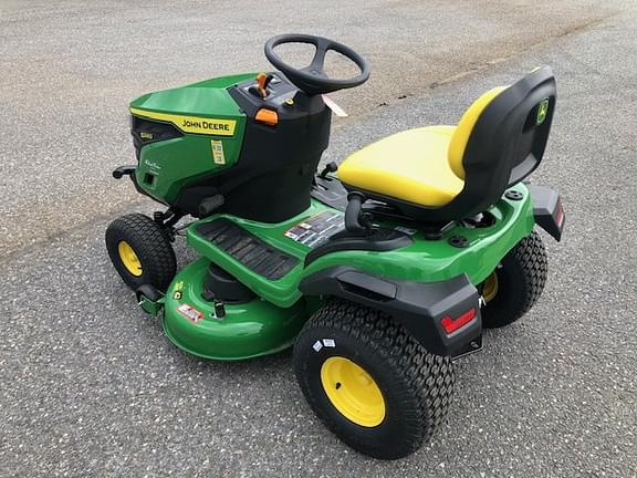 Image of John Deere S240 equipment image 2
