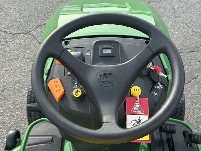 Image of John Deere S240 equipment image 4