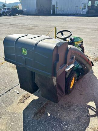 Image of John Deere S240 equipment image 2