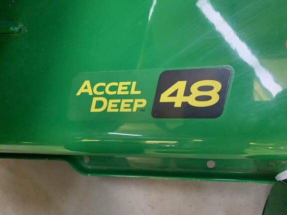 Image of John Deere S240 equipment image 1