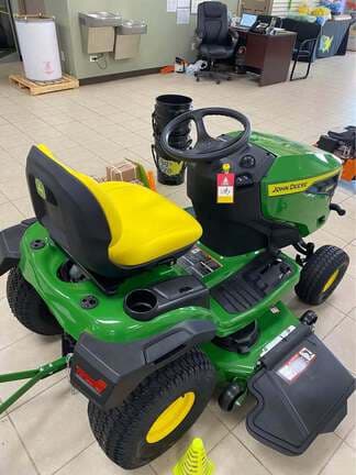 Image of John Deere S240 equipment image 2