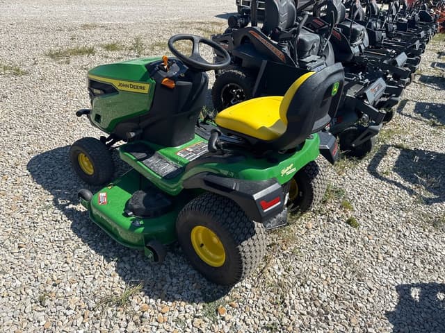 Image of John Deere S240 equipment image 3