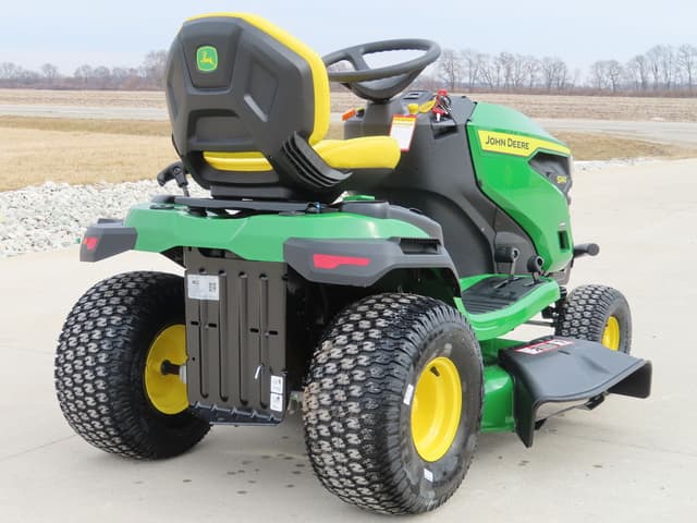 Image of John Deere S240 equipment image 2