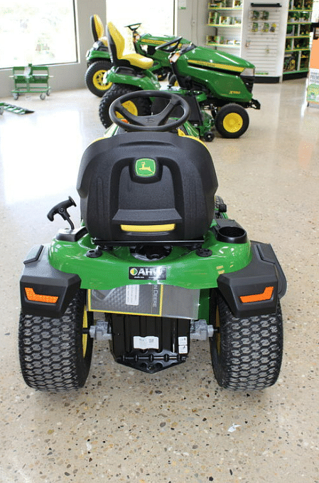 Image of John Deere S240 Image 1